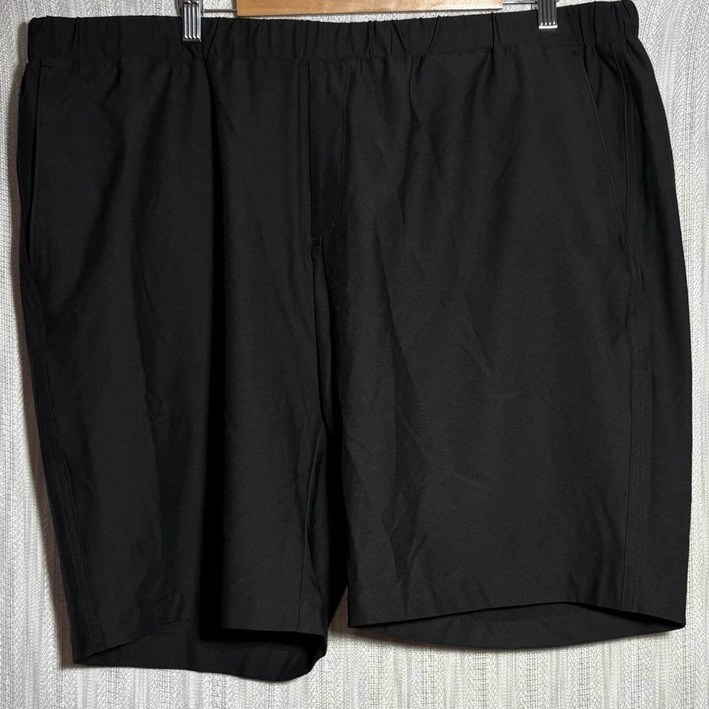 Greg Norman Collection Charcoal Athletic Shorts